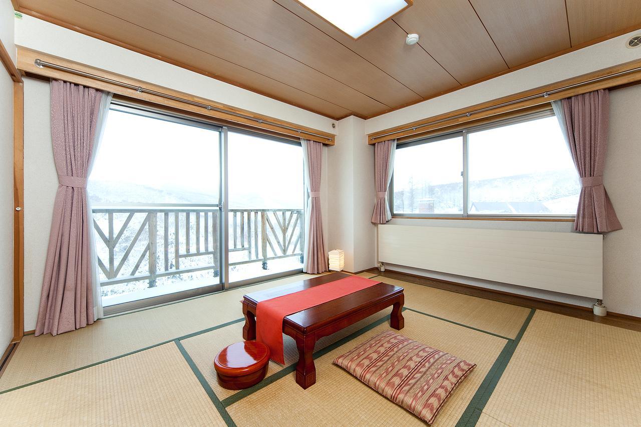 Hotel Mount Shiga Яманути Экстерьер фото