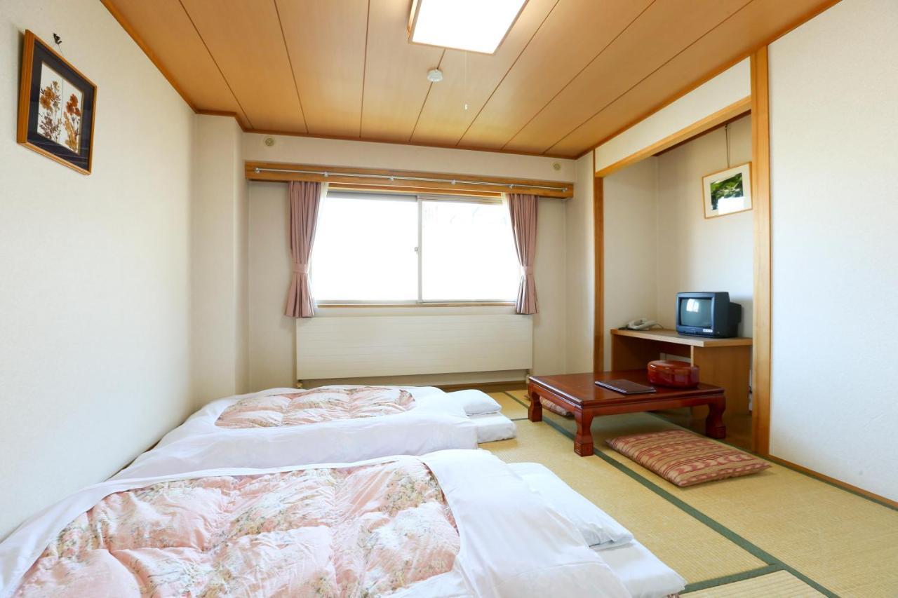 Hotel Mount Shiga Яманути Экстерьер фото